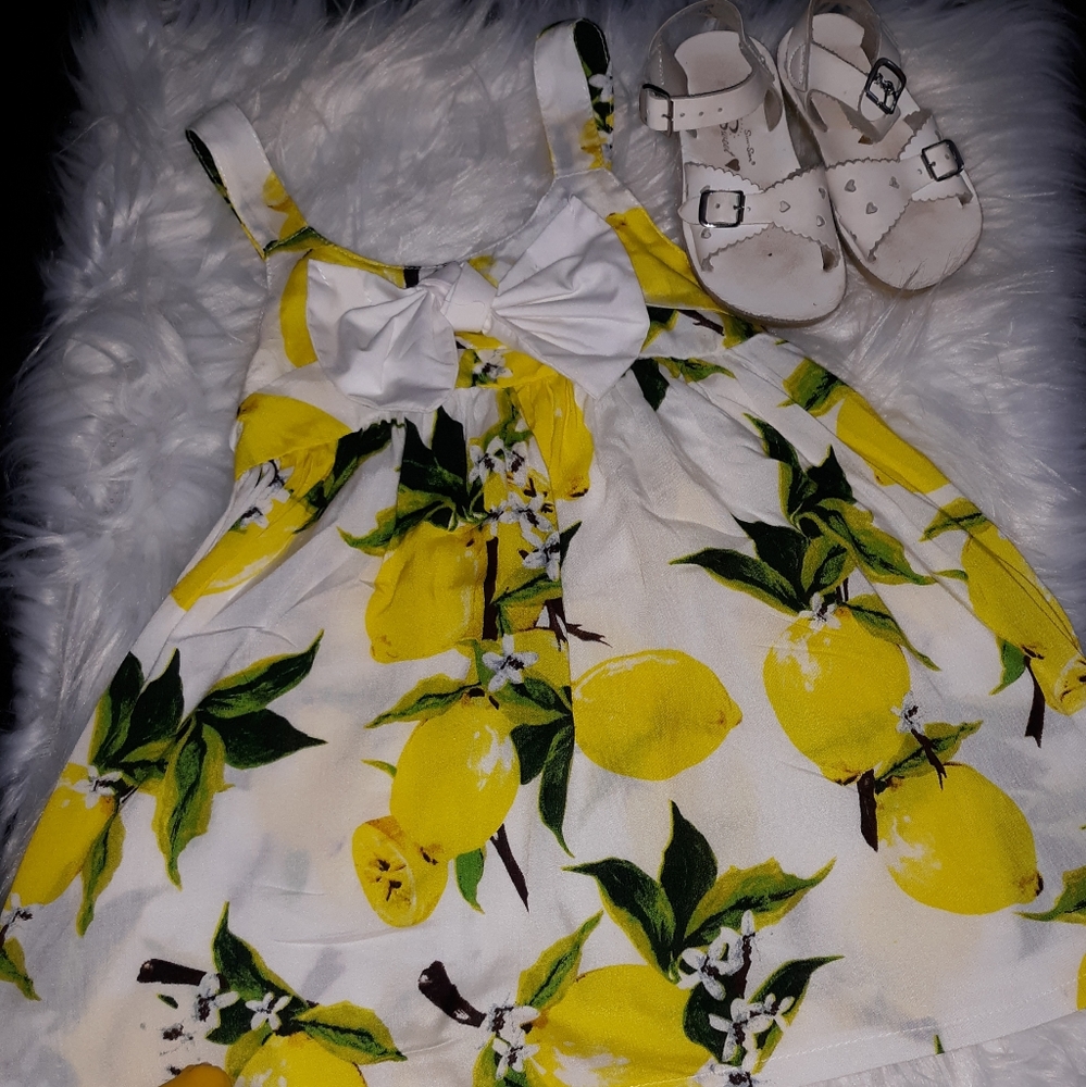 Dress - Picture 2 of 3